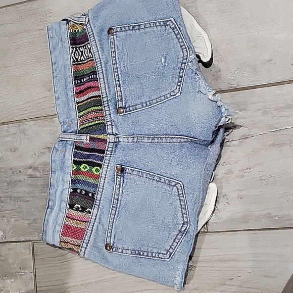 Free People  denim  with weaven design  fabric  size 25  #28 - Picture 4 of 6